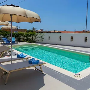  Holiday home Mareinsicilia: Talia